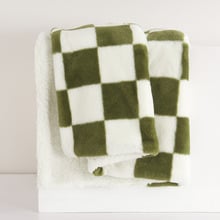 Checkered Plush Faux Fur Throw